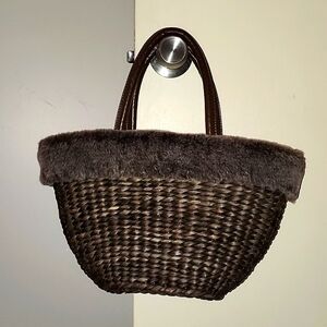 Bath and Bodyworks Woven Basket Bag with Faux Fur
